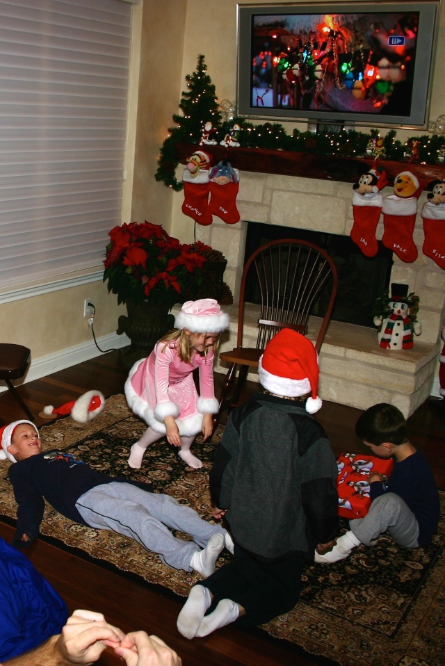 Hildebrand Christmas ScreenSaver/640x480_2006-12-24 Christmas Eve 38.jpg